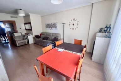 ¡Oportunidad única en el centro de Torre Pacheco!