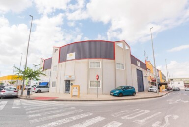 Amplia nave en polígono industrial Base 2000 Lorquí